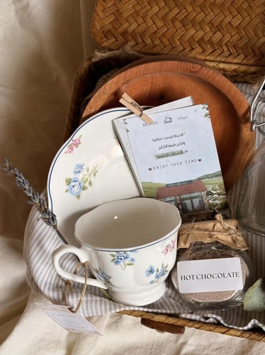 سلة شتوية لطيفة