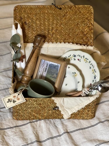 سلة الأناقة كبيرة