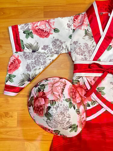 الزي الصيني البناتي والنسائي مع المروحة