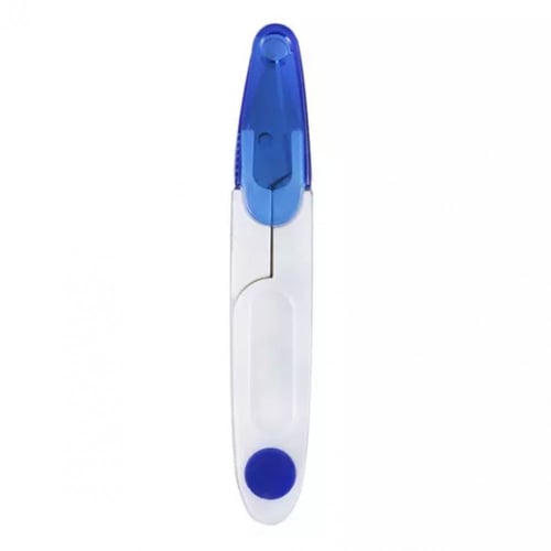 مقص الخيوط مع غطاء حماية