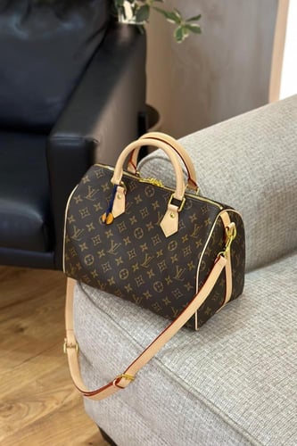 LOUIS VUITTON 30 cm