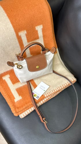 LONGCHAMPلونج شامب