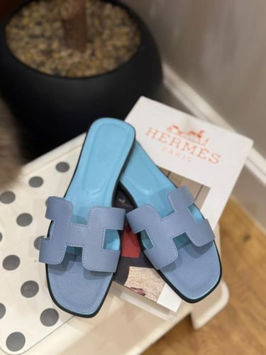 HERMĒS سليبر ايرميز