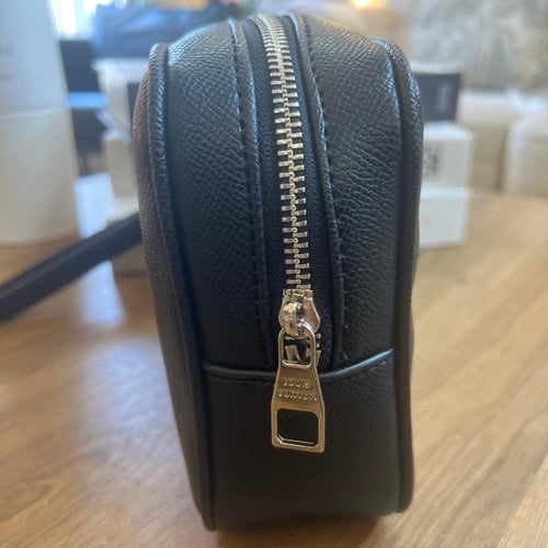 LOUIS VUITTON لويس ڤيتون حقيبة