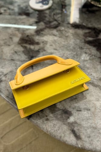 JACQUEMUS جاكيموس