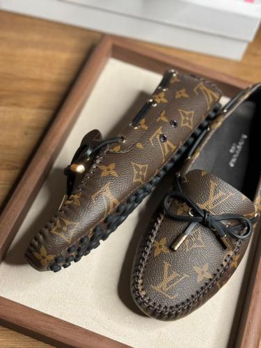 LOUIS VUITTON ماستر