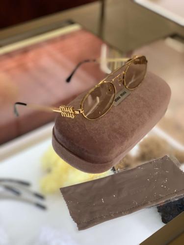 MIU MIU ميو ميو