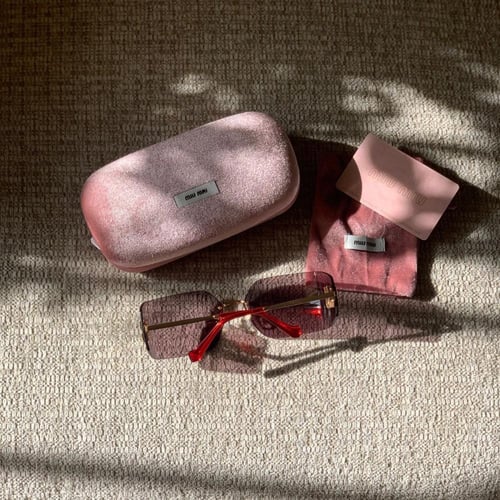 MIU MIU ميو ميو