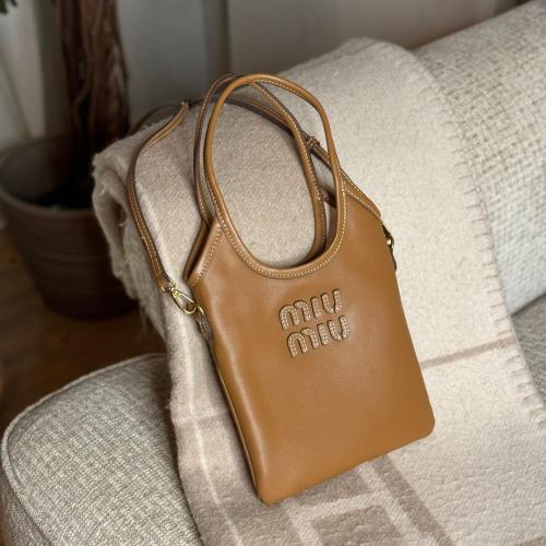 MIU MIU ميو ميو