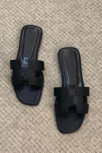 HERMĒS سليبر ايرميز