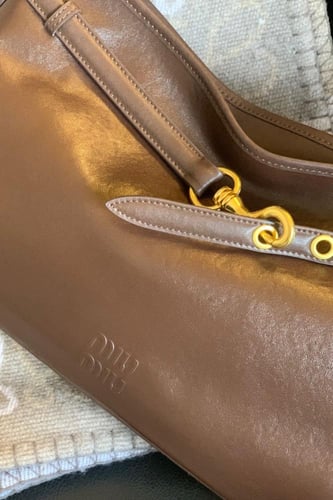 MIU MIU ميو ميو