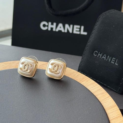 CHANEL حلق