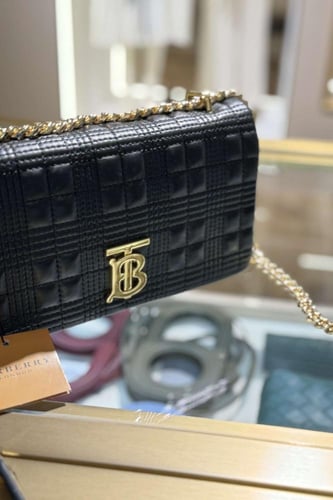 BURBERRY حقيبة