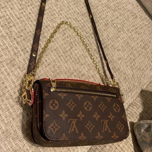 LOUIS VUITTON حقيبة لويس فيتون