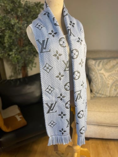 LOUIS VUITTON اسكارف لويس ڤيتون