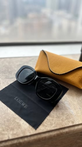نظارة شمسية LOEWE اللون اسود