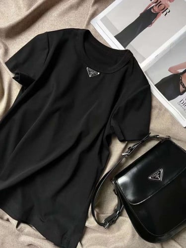 PRADA تيشيرت برادا