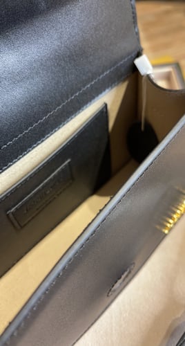 JACOUEMUS Crossbody flap bag جاكيموس شنطة