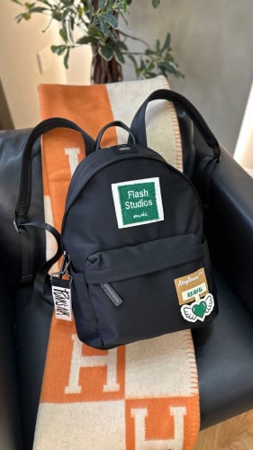 Korean model backpack
