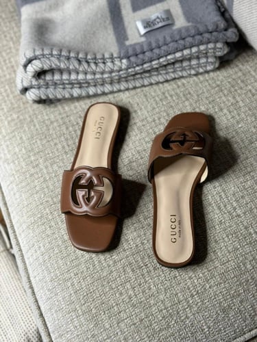 GUCCI قوتشي