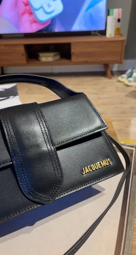 JACOUEMUS Crossbody flap bag جاكيموس شنطة
