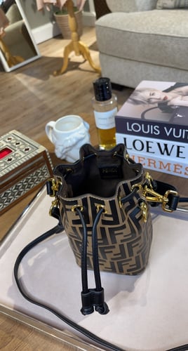 FENDI حقيبة فيندي