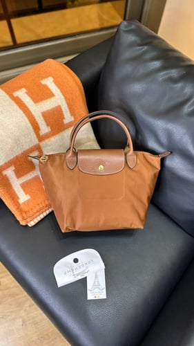 LONGCHAMPلونج شامب