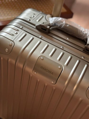 RIMOWA