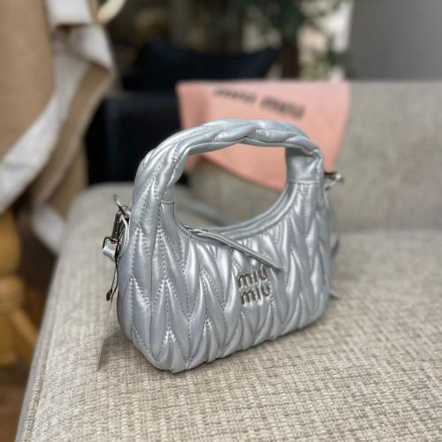 MIU MIU ميو ميو