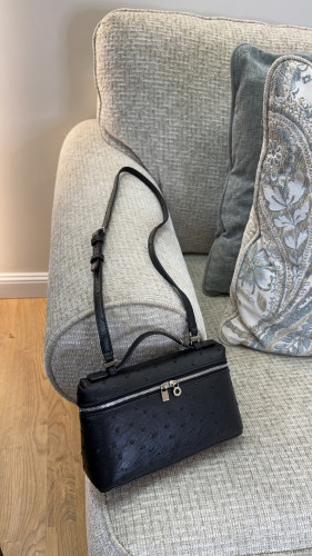 حقيبة موديل كوري