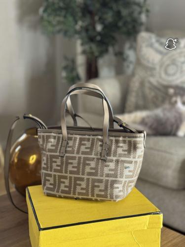 FENDI فيندي