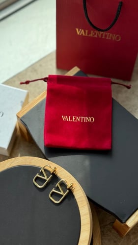 VALENTINO ڤالنتينو حلق
