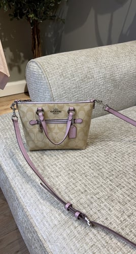 COACH حقيبة كوتش