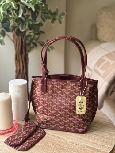 GOYARD