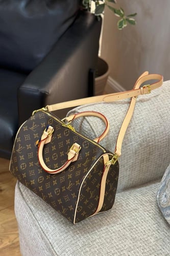 LOUIS VUITTON 30 cm