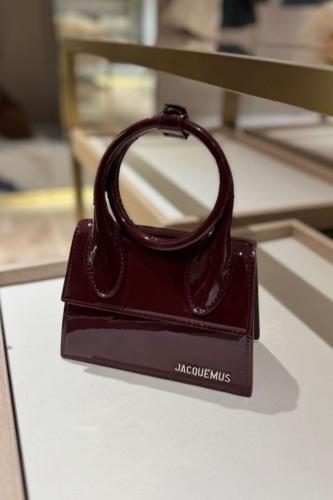 JACQUEMUS جاكيموس