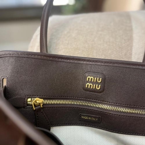 MIU MIU ميو ميو