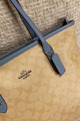 COACH حقيبة كوتش