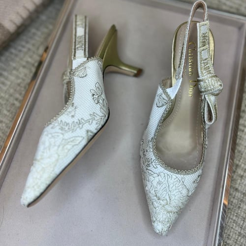 Dior كعب ديور