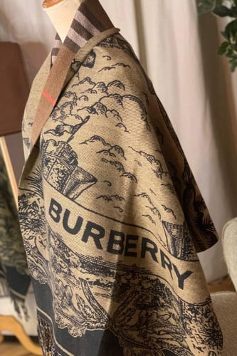 BURBERRY بربري
