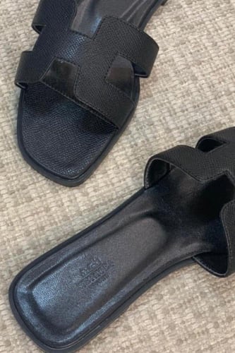 HERMĒS سليبر ايرميز