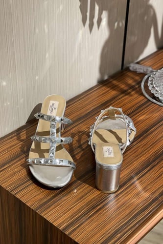 VALENTINO ڤالنتينو