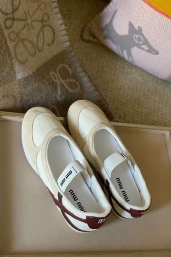 MIU MIU ميو ميو