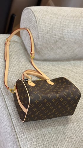 LOUIS VUITTON 25cm