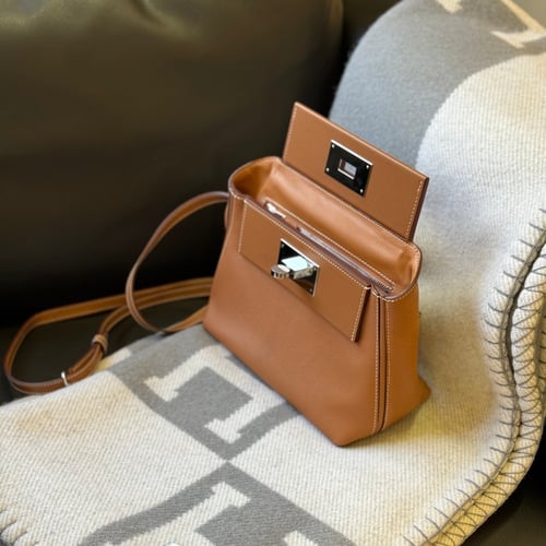 HERMES Bag 24/24
