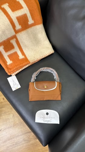 LONGCHAMPلونج شامب