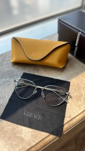 نظارة طبية اللون فضيLOEWE