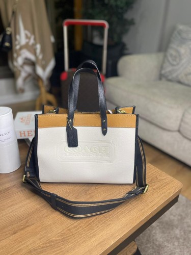 COACH كوتش حقيبة