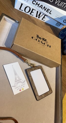 COACH أيدي هولدر كوتش