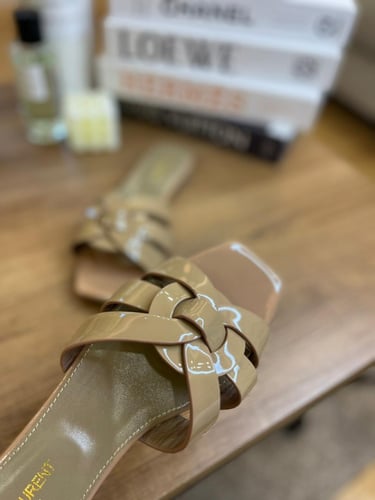 SAINT LAURENT اف سان لوران